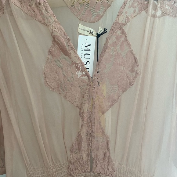 Nightcap 100% silk romper. Stunning! Brand new. - Picture 3 of 4